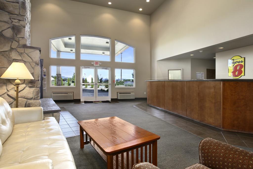 Super 8 By Wyndham Central Pt Medford Central Point Exteriér fotografie